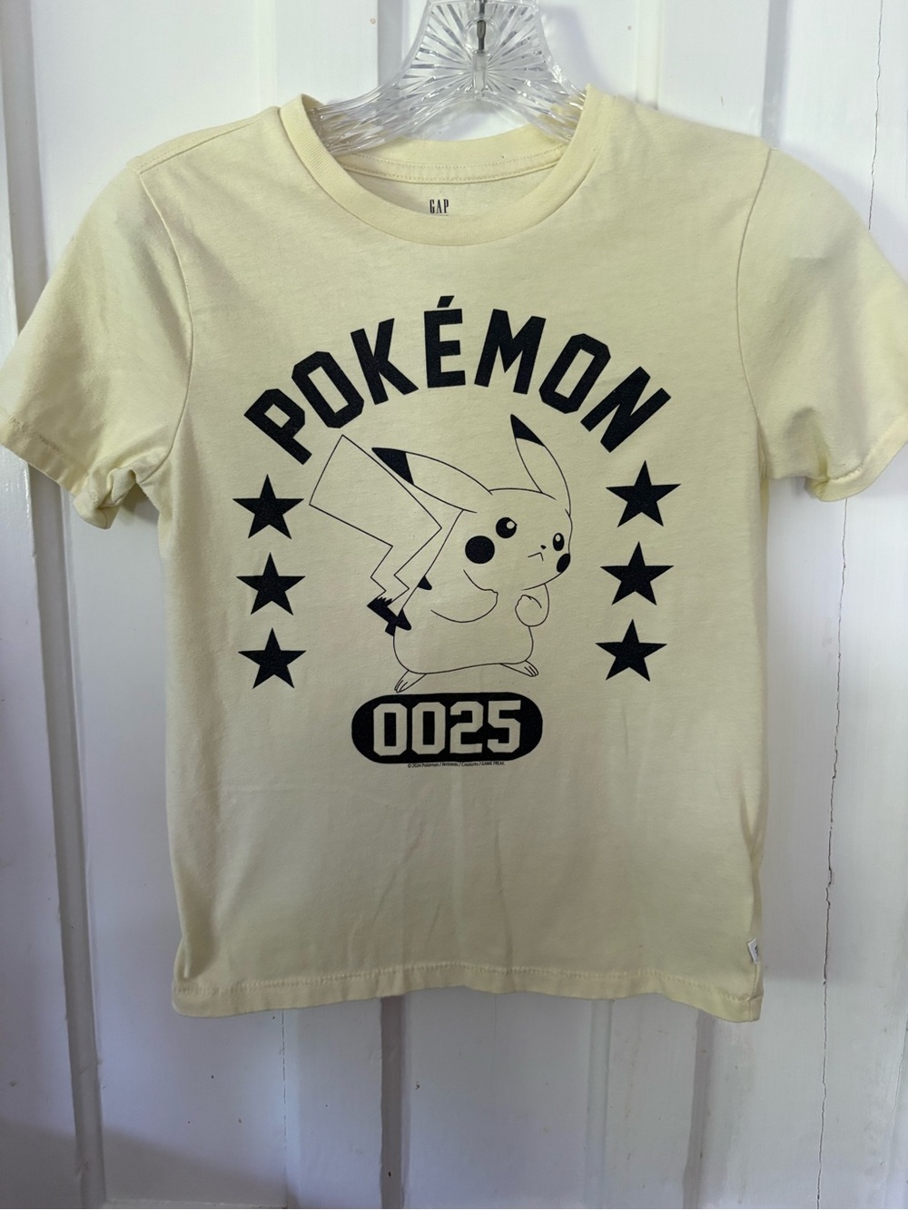 GAP Yellow Pokémon Pikachu Graphic Tee - Black Print
